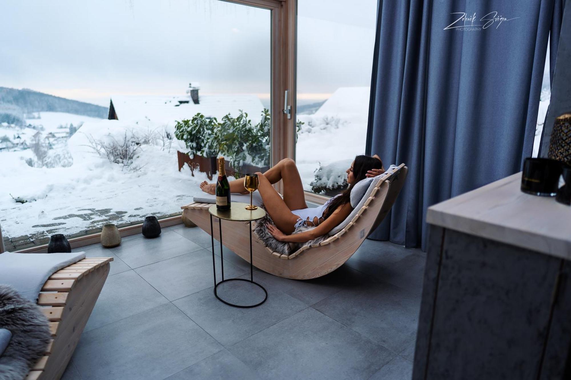 Wellness Apartmany Cesky Raj & Biokolna Lomnice nad Popelkou エクステリア 写真